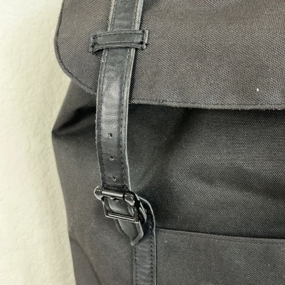 Herschel Supply Co. Retreat Little America Backpack main image 7